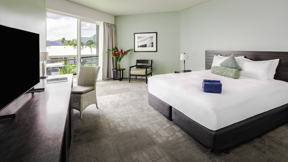 grand pacific hotel fiji