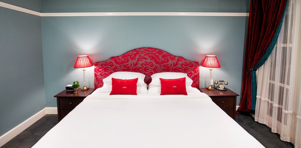 grand pacific hotel fiji