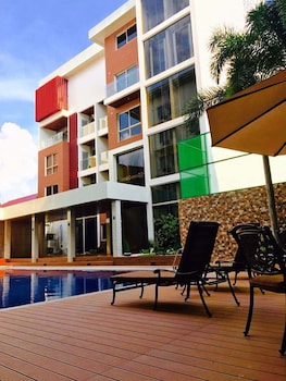 Savannah Resort Hotel,Angeles City>>Angeles,4 star