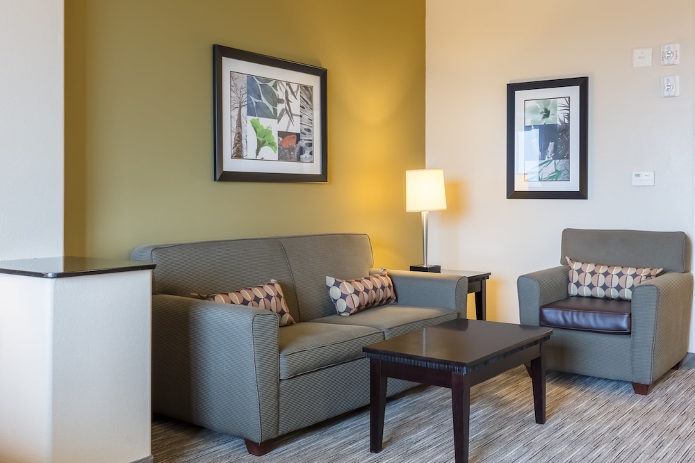holiday inn express hotel and suites dallas west by ihg