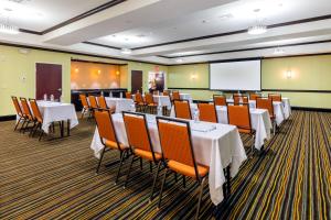 holiday inn express hotel and suites dallas west by ihg