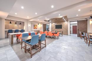 holiday inn express hotel and suites dallas west by ihg