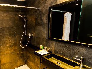 noble park hotel