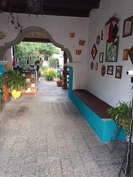 hotel monasterio