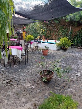 hotel monasterio