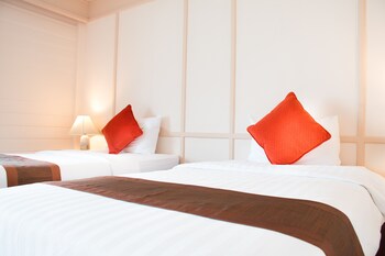 sea memories white sand beach hotel
