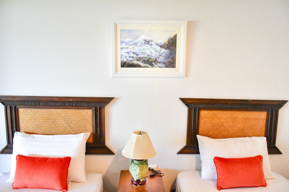 sea memories white sand beach hotel