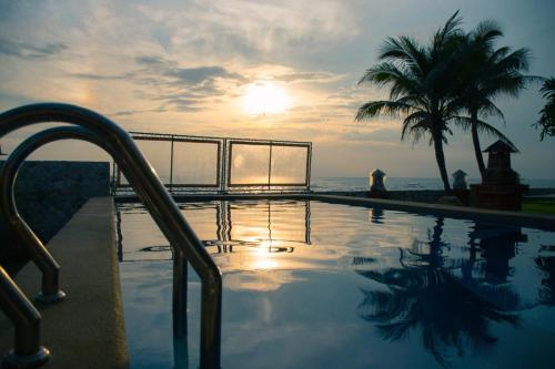 sea memories white sand beach hotel