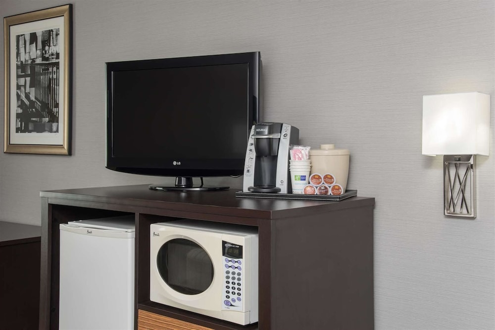 holiday inn express hotel and suites danville by ihg