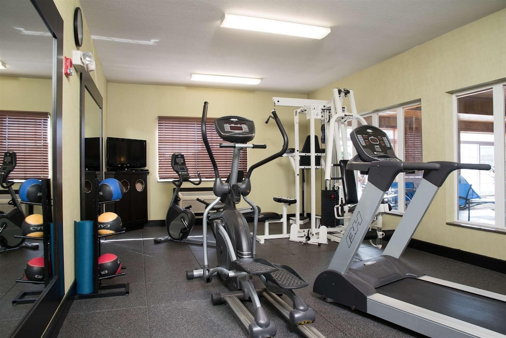 holiday inn express hotel and suites danville by ihg
