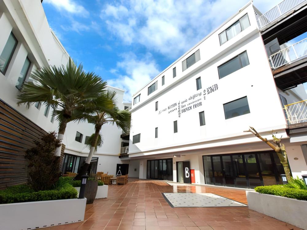 el puerto hotel