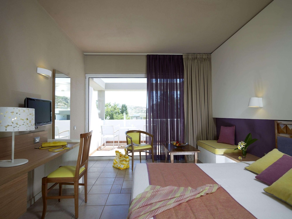 porto angeli beach resort hotel