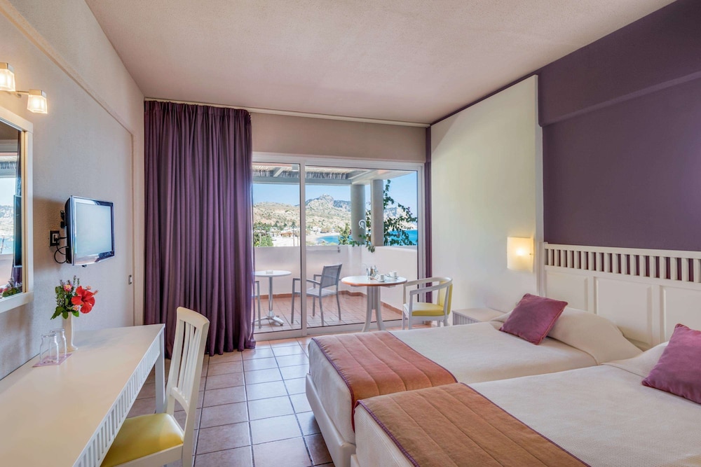 porto angeli beach resort hotel