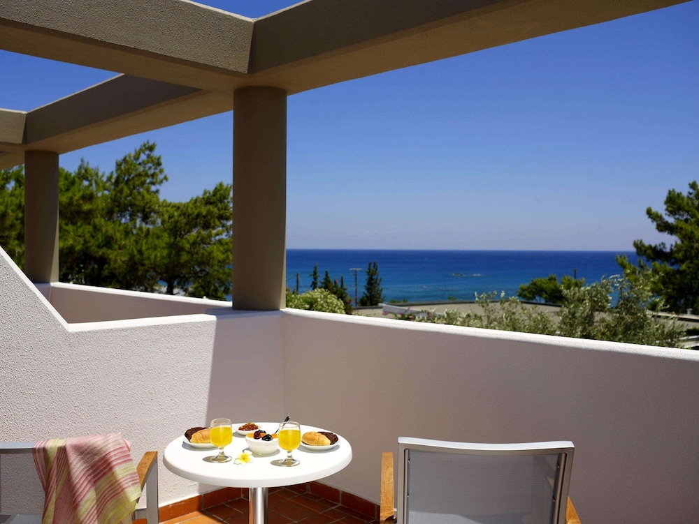 porto angeli beach resort hotel