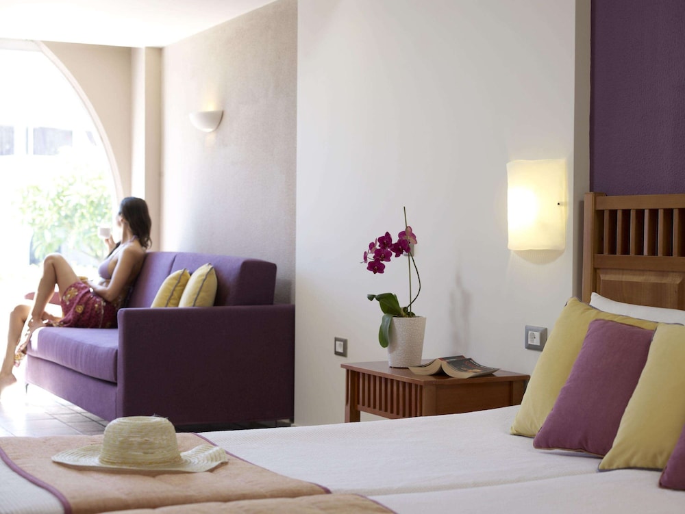 porto angeli beach resort hotel