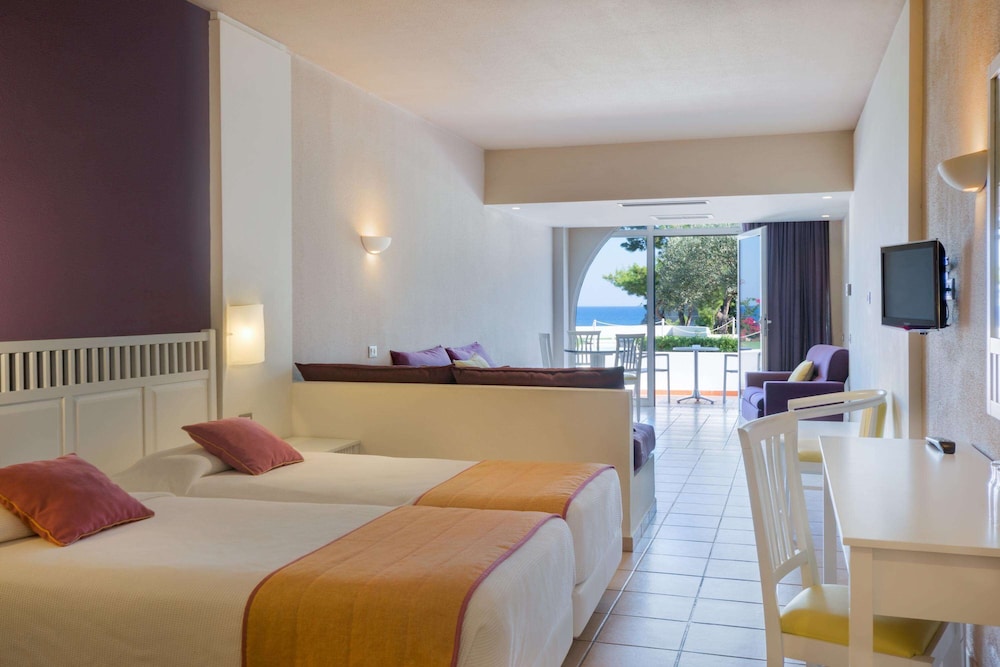 porto angeli beach resort hotel