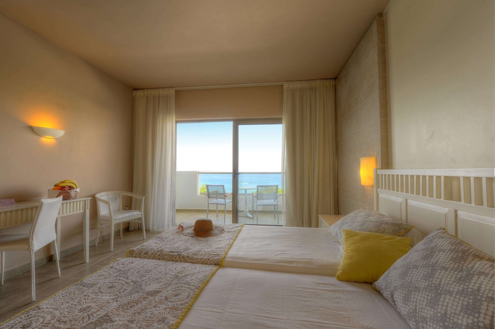porto angeli beach resort hotel