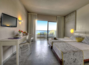 porto angeli beach resort hotel