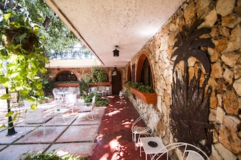 ideal villa hotel