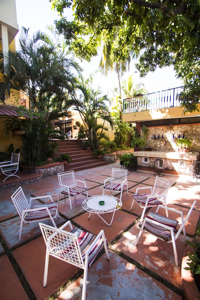 ideal villa hotel