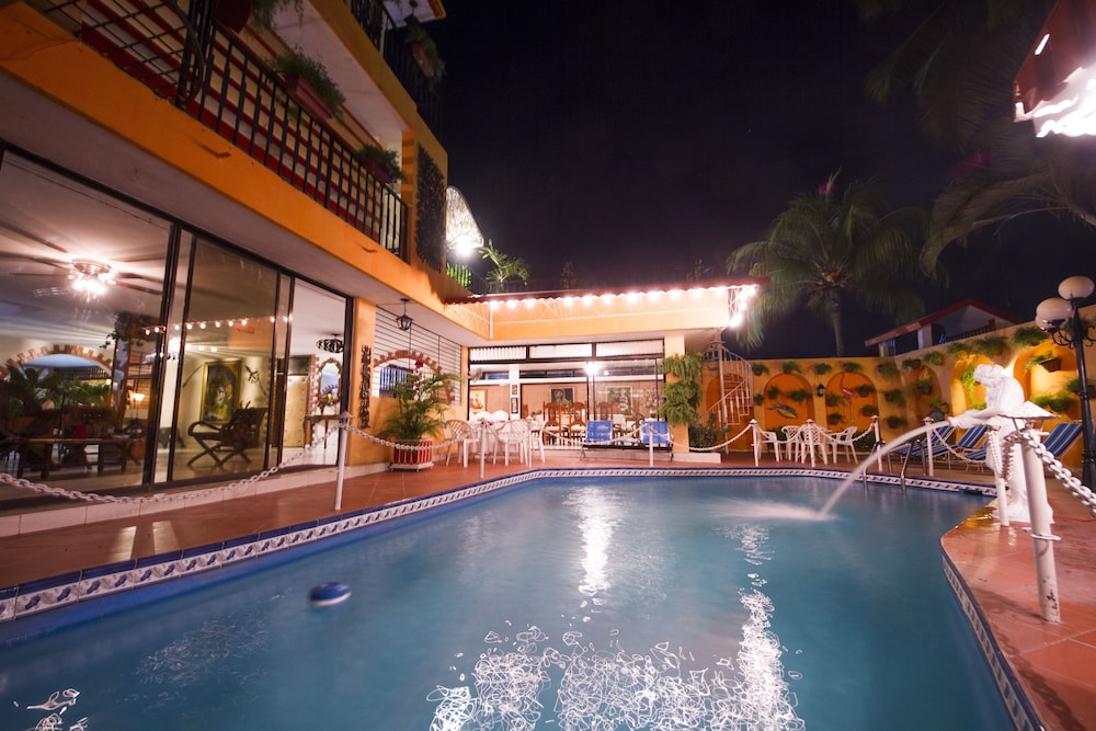 ideal villa hotel