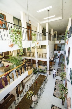 ideal villa hotel