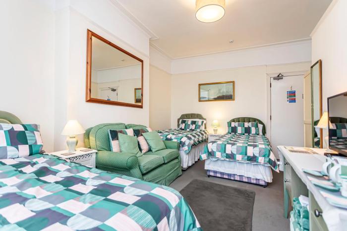 the ravensbourne hotel