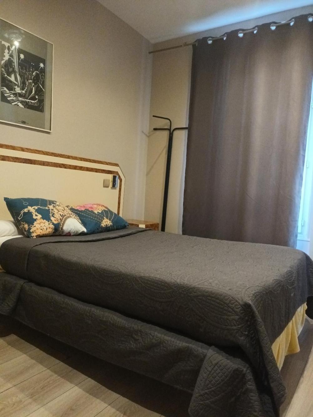 hotel azur montmartre