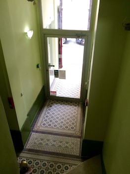 hotel azur montmartre