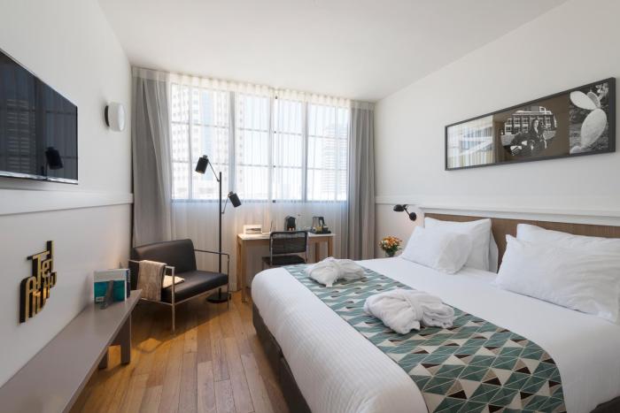 lily and bloom hotel