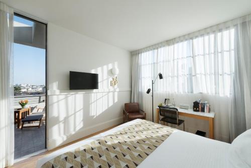 lily and bloom hotel