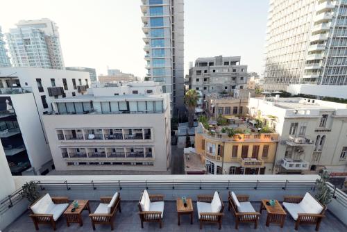 lily and bloom hotel