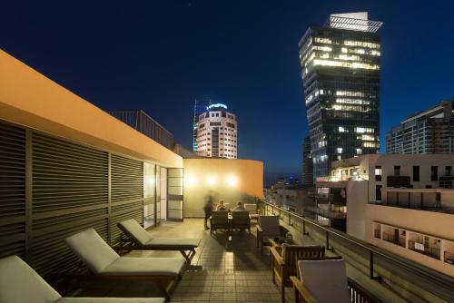 lily and bloom hotel