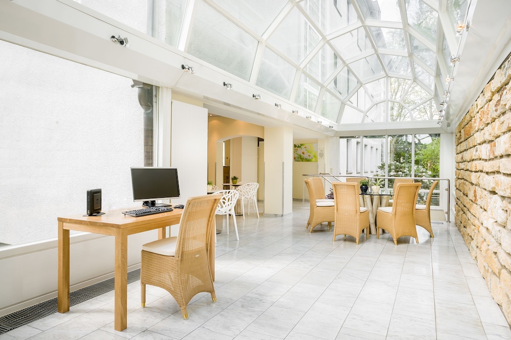 select hotel silence garden koln