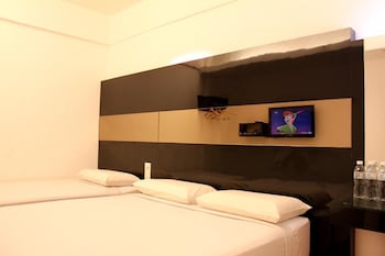 time hotel kuchai lama