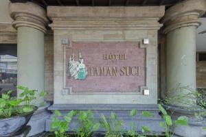 taman suci hotel