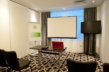 holiday inn derby riverlights an ihg hotel