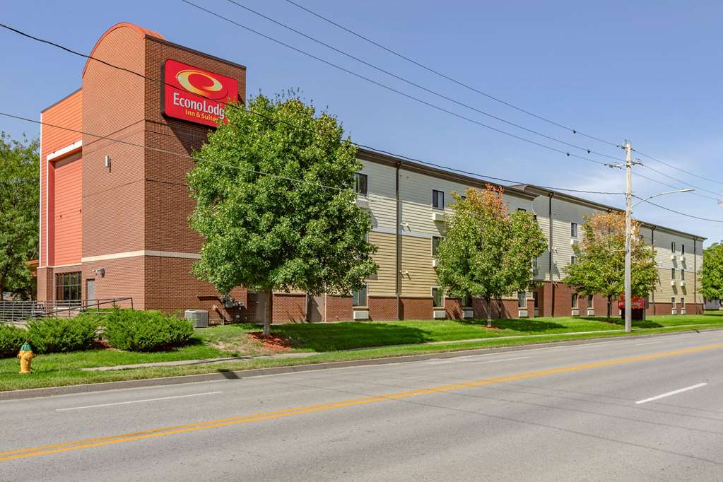 econo lodge inn and suites fairgrounds