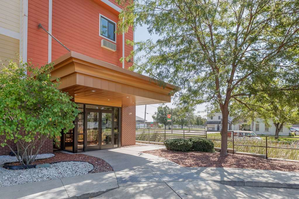 econo lodge inn and suites fairgrounds