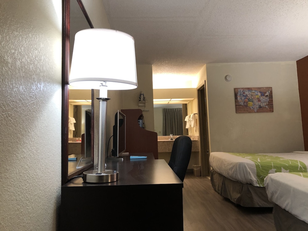 econo lodge dothan