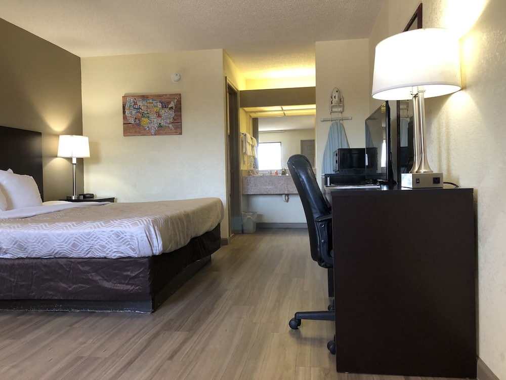 econo lodge dothan
