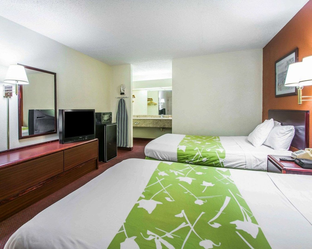 econo lodge dothan