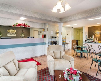 Econo Lodge Dothan,Houston>>Dothan,2 star