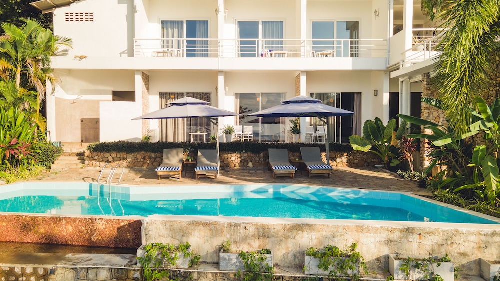 saravoan hotel kep