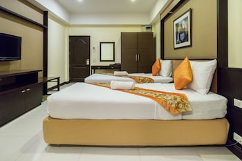 sakulchai place hotel