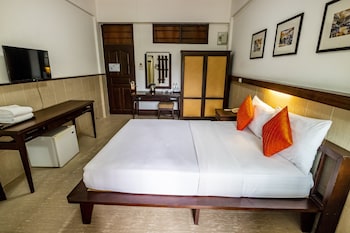 sakulchai place hotel