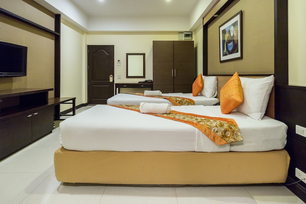 sakulchai place hotel