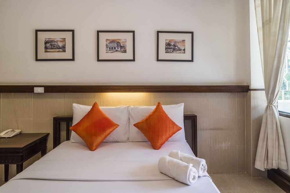 sakulchai place hotel