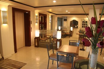 De Luxe Hotel,Northern Mindanao>>Cagayan De Oro,3 star