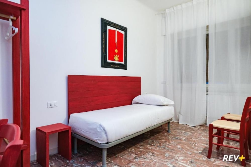 lia art hotel